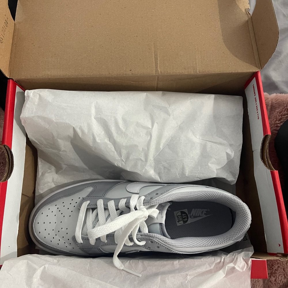 Grey Nike dunks